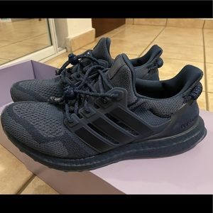 IVY PARK ULTRABOOST OG NAVY